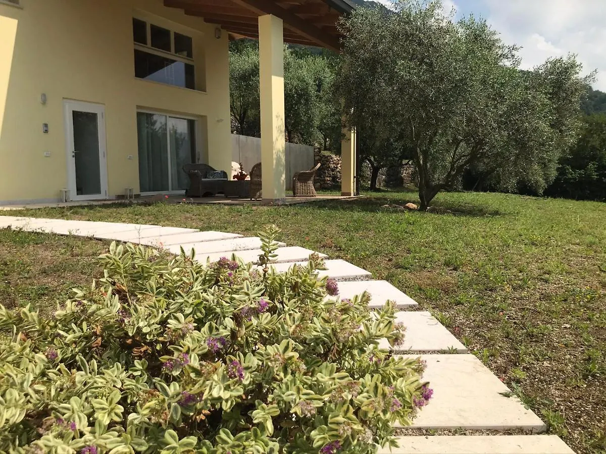 Carmen De Nella Eco Lodge 4* Caprino Veronese Italien